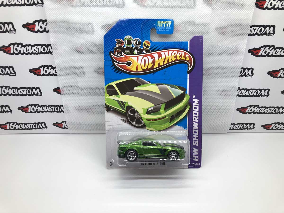07 Ford Mustang Hot Wheels