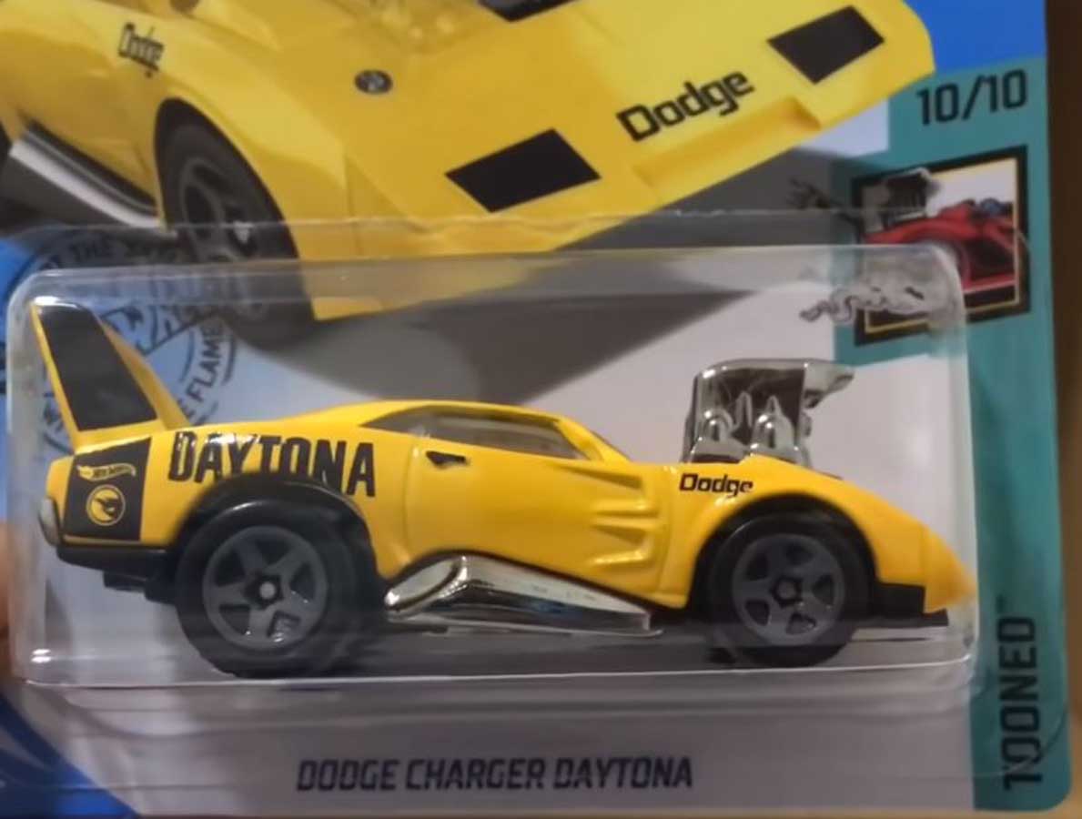 Dodge Charger Daytona Hot Wheels