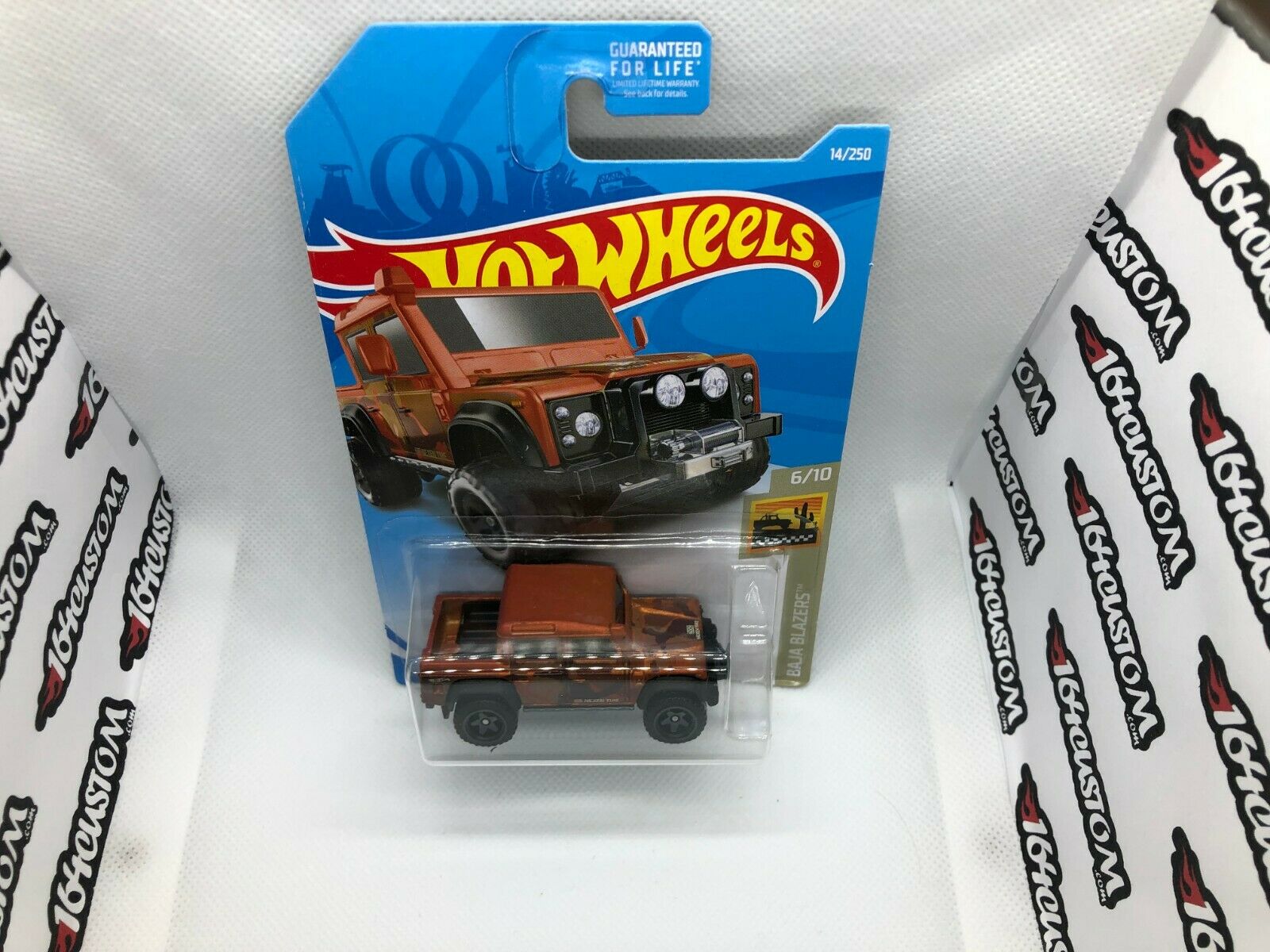 '15 Land Rover Defender Double Cab Hot Wheels