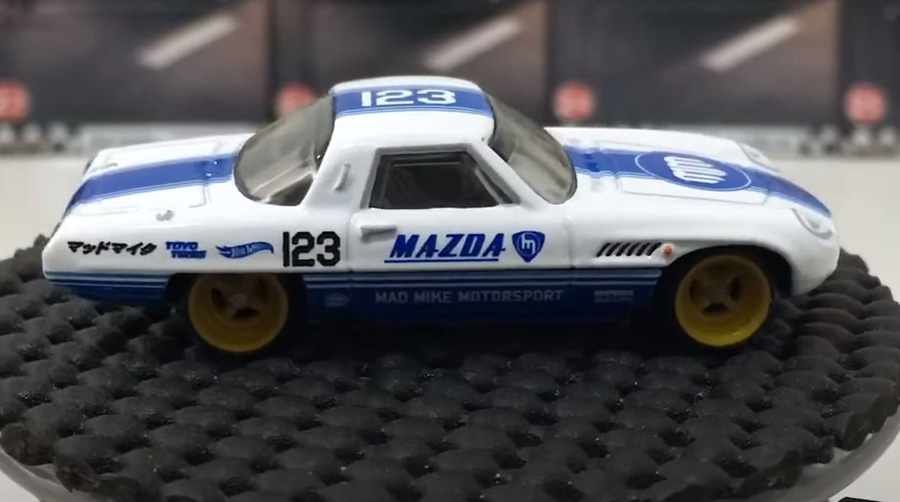 1968 Mazda Cosmo Sport Hot Wheels