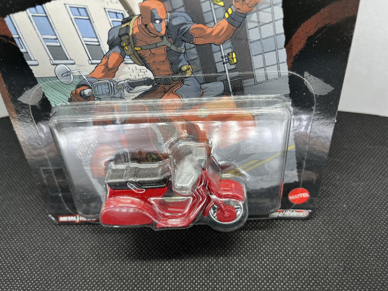 Deadpool Scooter Hot Wheels