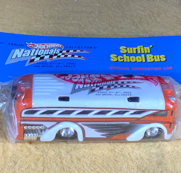 Surfin' School Bus Hot Wheels